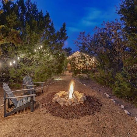 ホテル 12 Fires Luxury Glamping With Heating #5 ジョンソンシティ エクステリア 写真